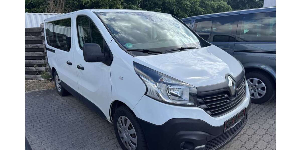 Renault Trafic 146.000 km 15.990 &euro; Vilz 18195
