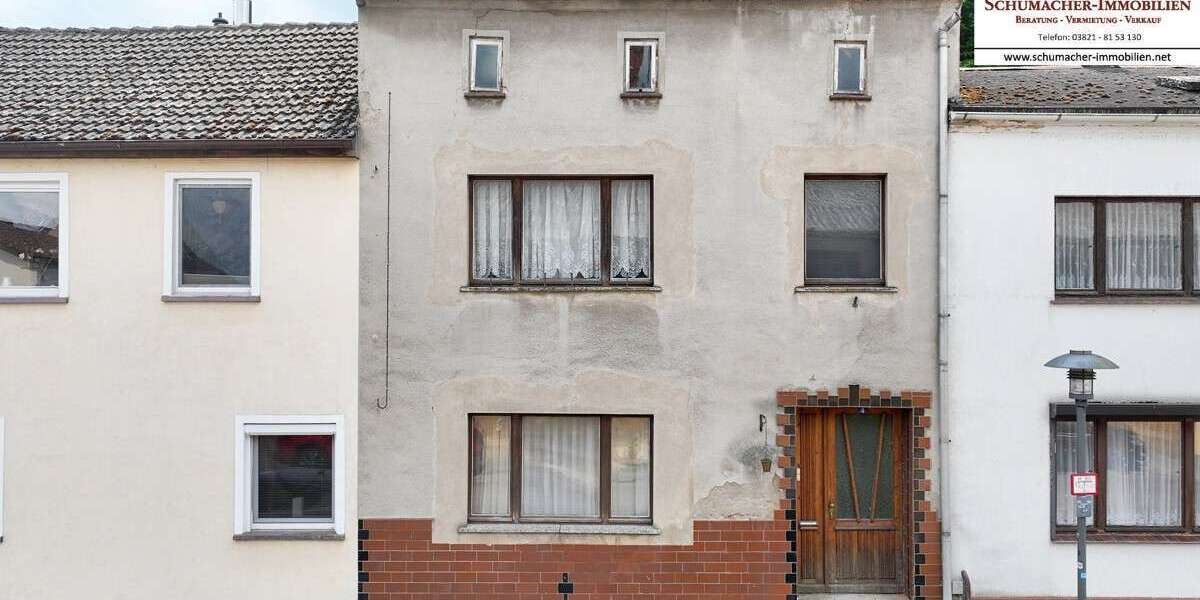 Haus zum Kaufen in Marlow 35.000 € 102 m² 4 zimmer