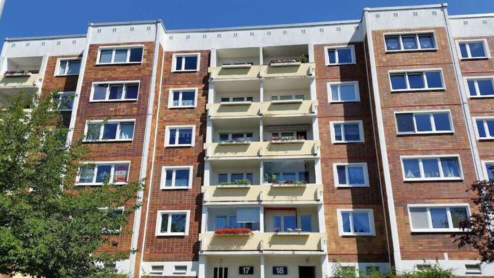 Wohnung zum Mieten in Rostock 239 € 31.92 m²
