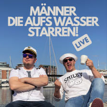 Männer, die aufs Wasser starren! Rostock