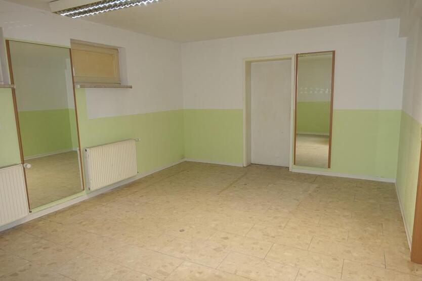 Büro- Praxisfläche zimmer