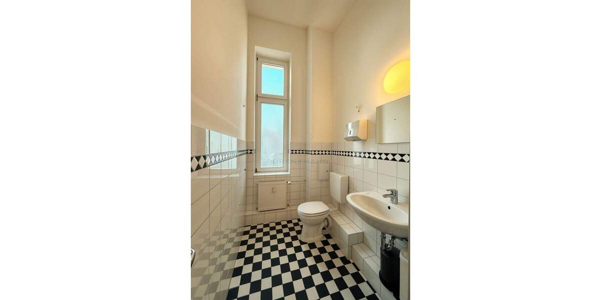 Gewerbeobjekt Rostock Stadtmitte - 4 Zimmer, 75 m&sup2;, 850&euro; | Angebot:24515690