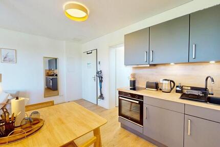 Wohnung Lambrechtshagen - 2 Zimmer, 63 m&sup2;, 95&euro; | Angebot:25886909