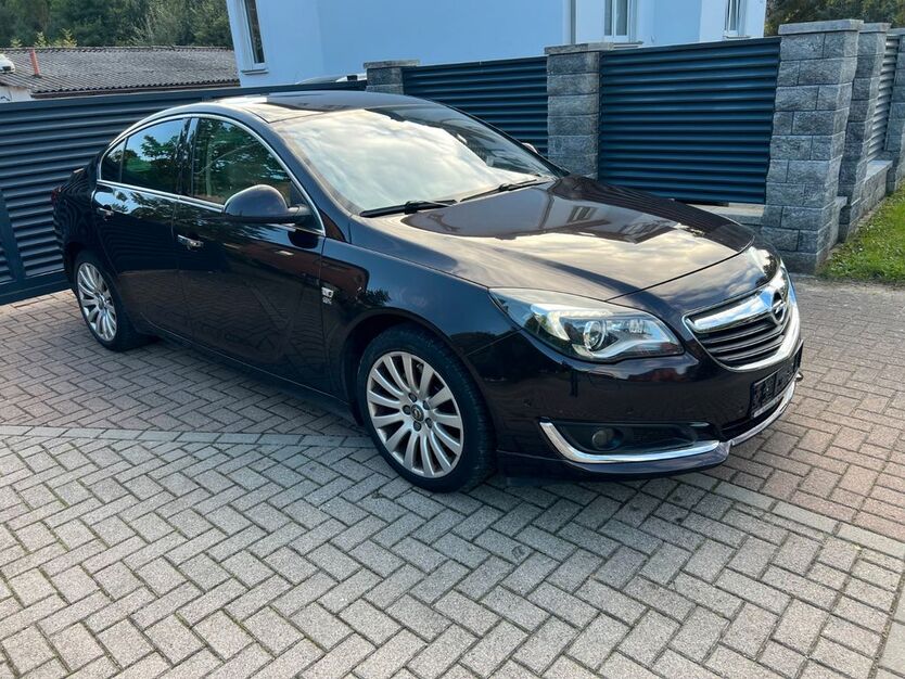 Opel Insignia 211.195 km 8.950 € Bad Doberan 18209