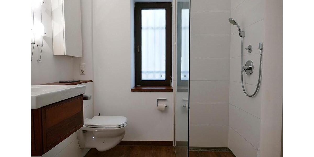Hochparterre Rostock - 1 Zimmer, 42 m&sup2;, 950&euro; | Angebot:26532268