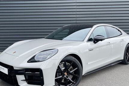 Porsche Panamera 8.990 km 153.750 € Papendorf 18059