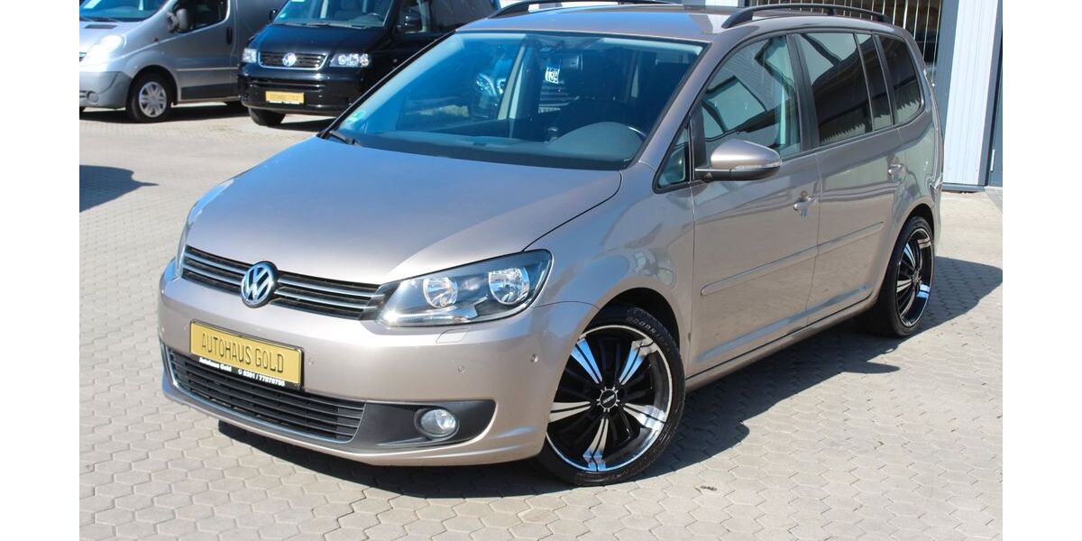 VW Touran 165.867 km 9.990 &euro; Rostock 18107
