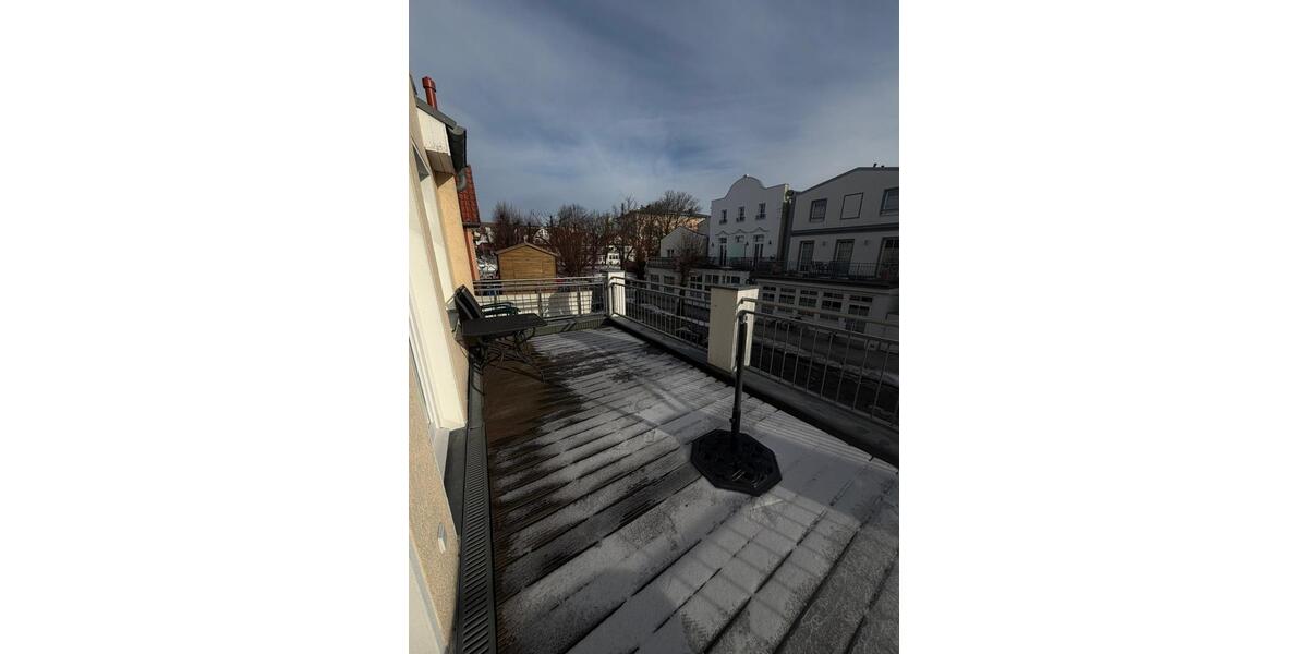 Etagenwohnung Rostock Hohe Düne - 2 Zimmer, 50 m&sup2;, 1.300&euro; | Angebot:25225459