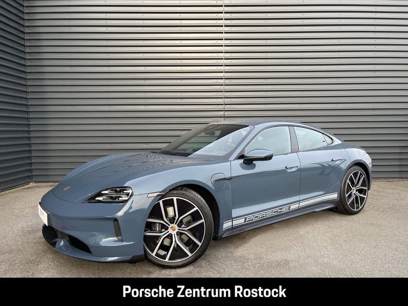 Porsche Taycan 1.900 km 124.750 € Papendorf 18059