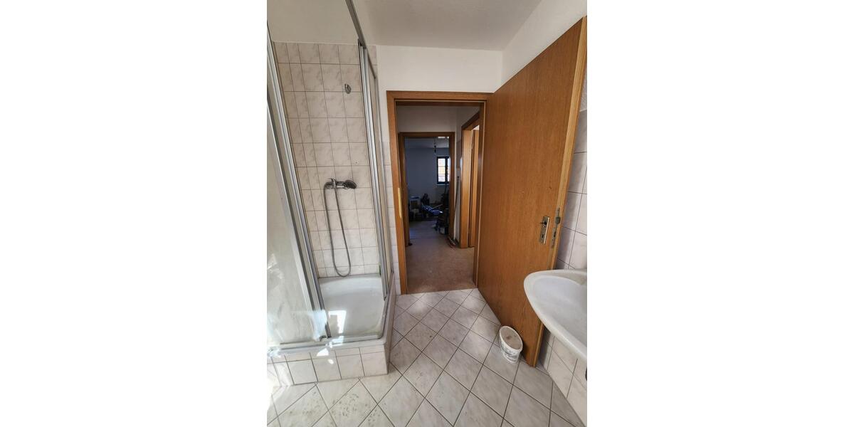 Erdgeschoßwohnung Bützow - 1 Zimmer, 32 m&sup2;, 275&euro; | Angebot:26279315