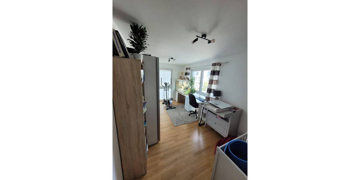 Etagenwohnung Rostock Gehlsdorf - 3 Zimmer, 75 m&sup2;, 1.100&euro; | Angebot:26434447