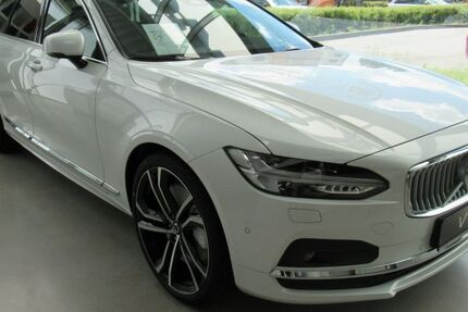 Volvo V90 11.763 km 57.000 &euro; Rostock 18057
