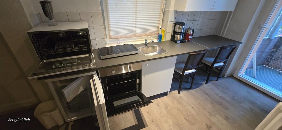 Etagenwohnung Sanitz - 1 Zimmer, 15 m&sup2;, 50&euro; | Angebot:25364657