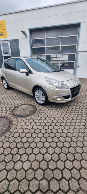 Renault Scenic 70.944 km 6.390 € ROSTOCK 18146