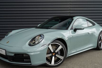 Porsche 992 2.950 km 148.750 &euro; Papendorf 18059
