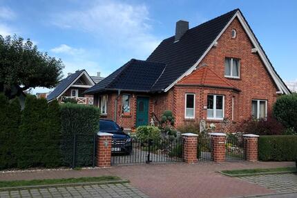 Haus Dierhagen - 5 Zimmer, 140 m&sup2;, 900.000&euro; | Angebot:26870130