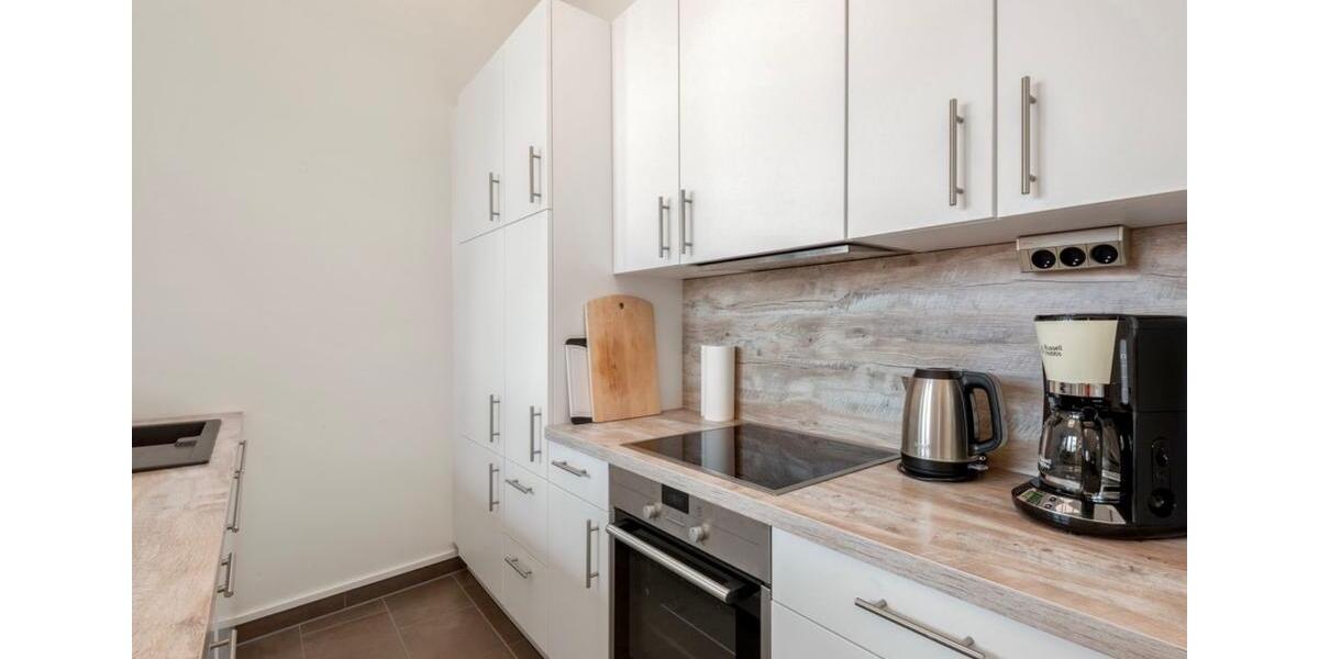 Dachgeschoßwohnung Rostock Hansaviertel - 2 Zimmer, 60 m&sup2;, 1.850&euro; | Angebot:25832047