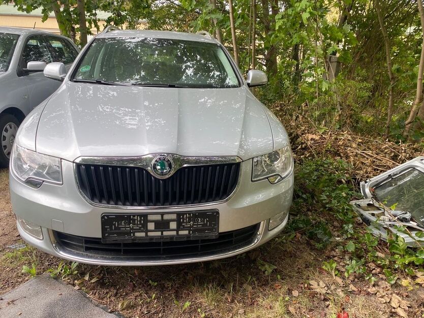 Skoda Superb 133.000 km 2.275 € Rostock 18055