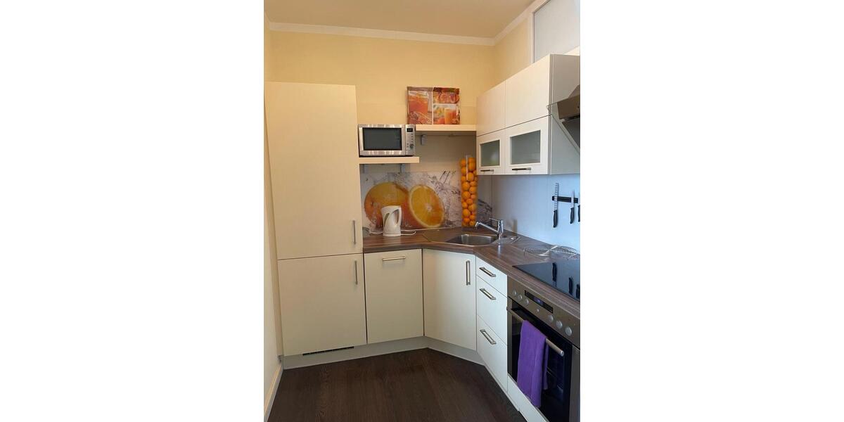 Etagenwohnung Rostock Hansaviertel - 2 Zimmer, 75 m&sup2;, 1.500&euro; | Angebot:25808053