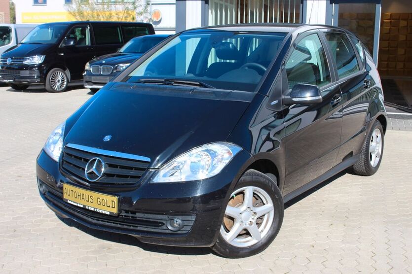 Mercedes-Benz A 180 98.270 km 5.880 € Rostock 18107