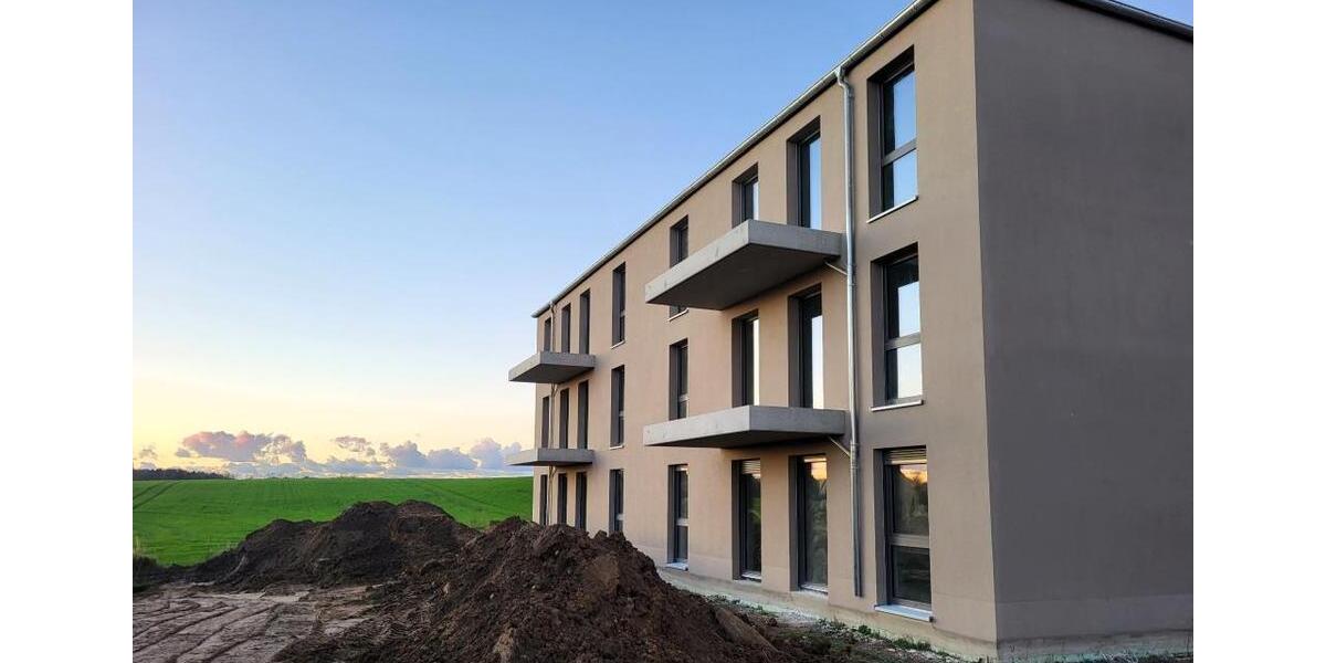 ERSTBEZUG mit Blick ins Grüne 2 zimmer