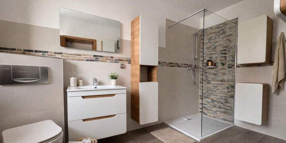 Einfamilienhaus Sanitz - 7 Zimmer, 250 m&sup2;, 575.000&euro; | Angebot:25675692