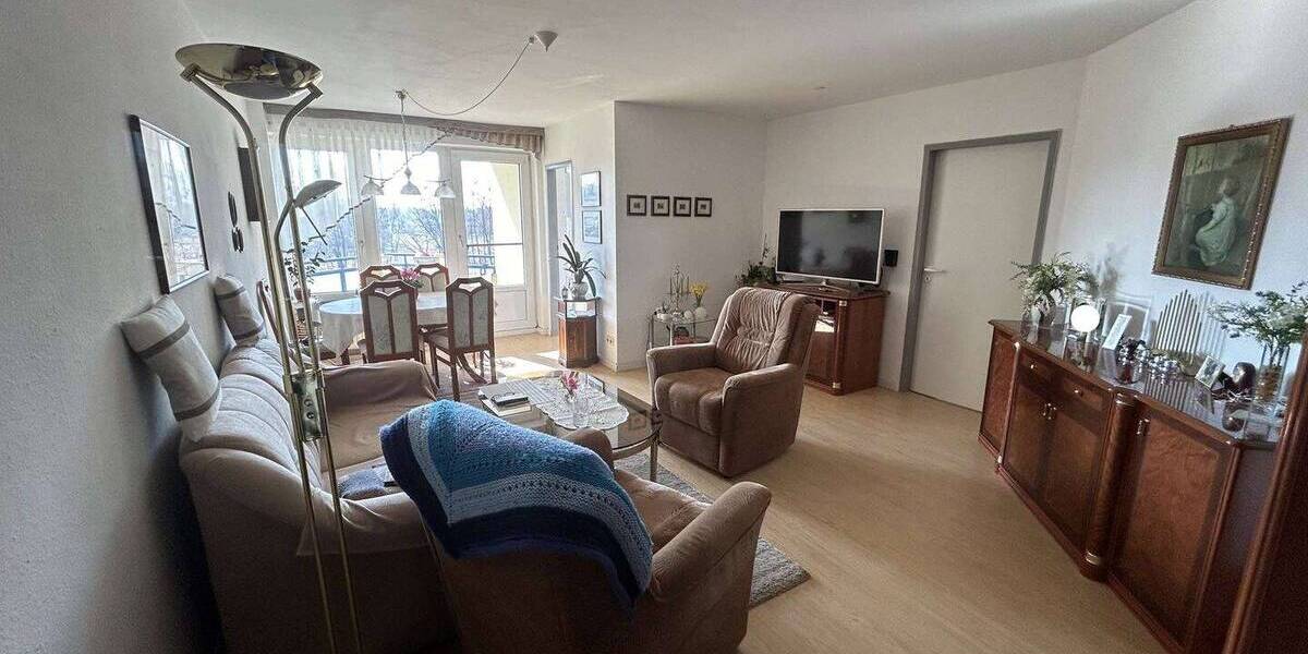 Etagenwohnung Rostock Toitenwinkel - 2 Zimmer, 65 m&sup2;, 229.000&euro; | Angebot:26766883