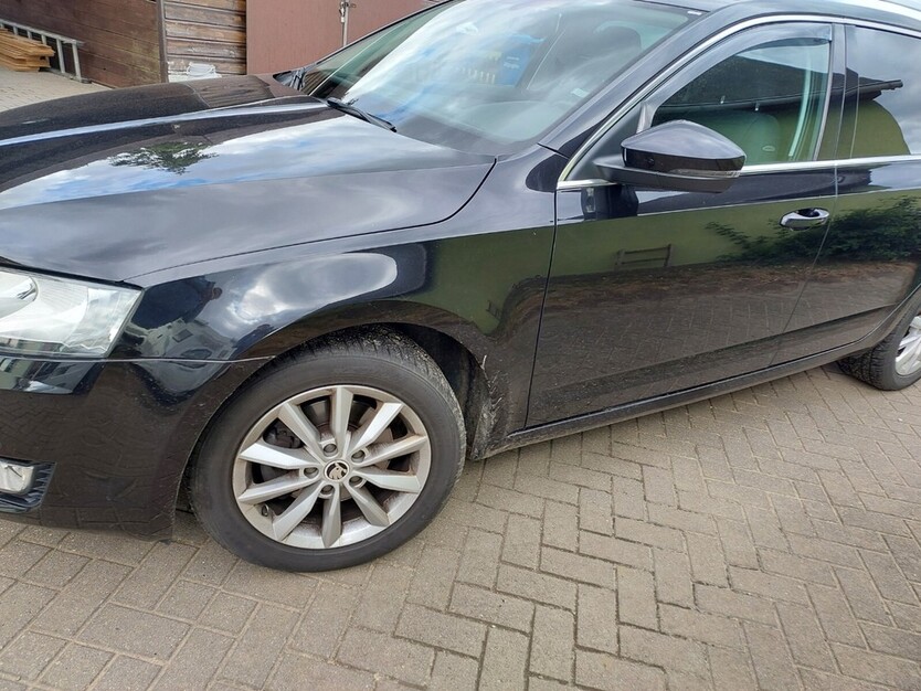Skoda Octavia Combi 102.000 km 13.850 € Ribnitz-Damgarten 18311