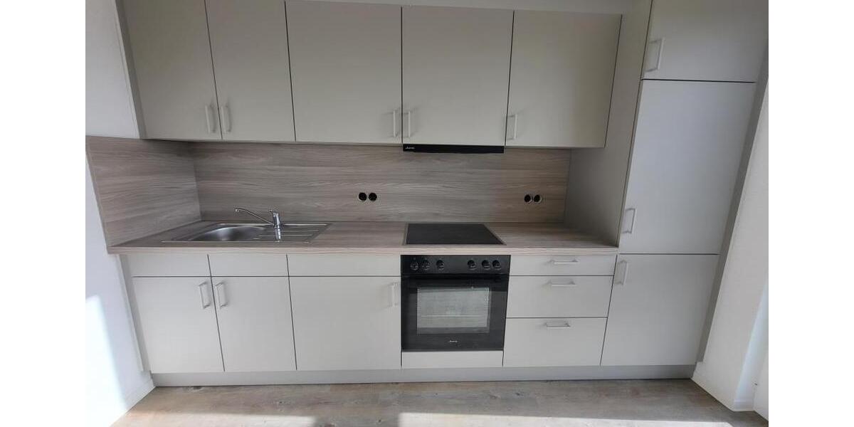 Etagenwohnung Tessin - 3 Zimmer, 80 m&sup2;, 989&euro; | Angebot:26676795