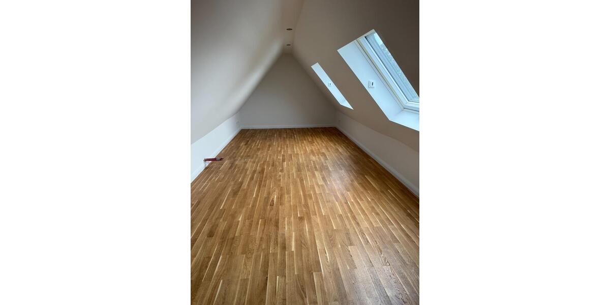 Dachgeschoßwohnung Laage - 3 Zimmer, 80 m&sup2;, 800&euro; | Angebot:23597706