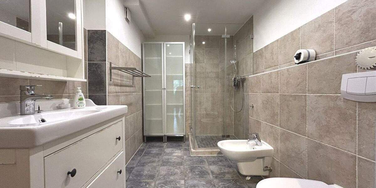 Mehrfamilienhaus, Wohnhaus Retschow Stülow - 9 Zimmer, 225 m&sup2;, 440.225&euro; | Angebot:25815674