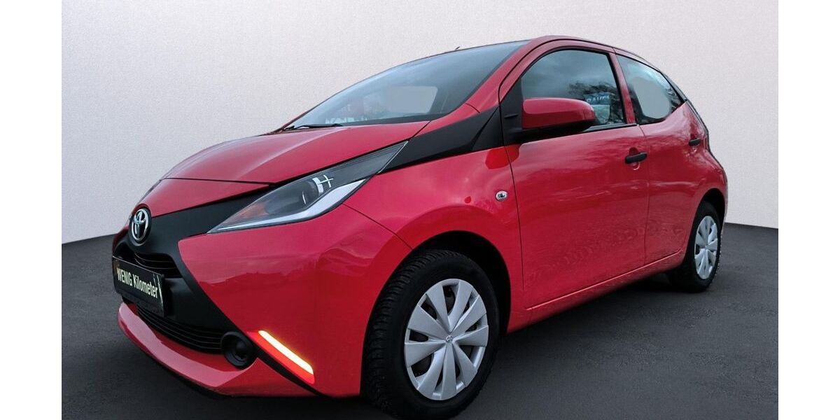Toyota Aygo (X) 56.498 km 8.200 &euro; Rostock 18069