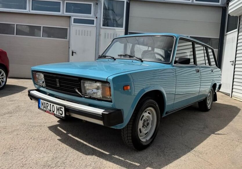 Lada Andere 27.000 km 8.499 € Bad Doberan 18209