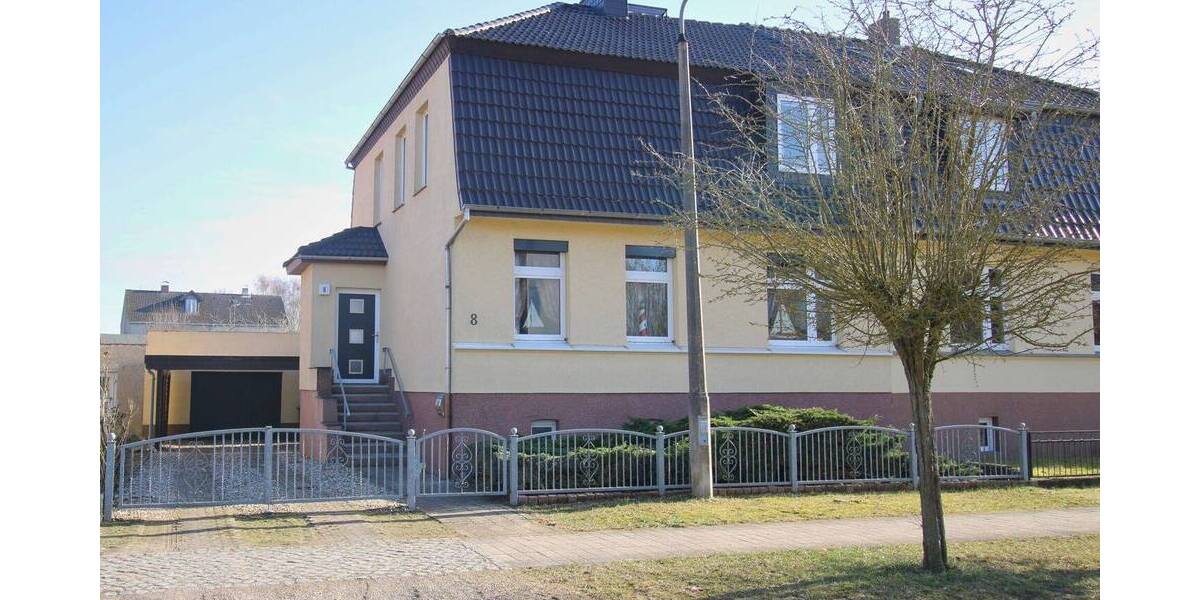 Doppelhaushälfte Bützow - 5 Zimmer, 157 m&sup2;, 229.000&euro; | Angebot:25801721