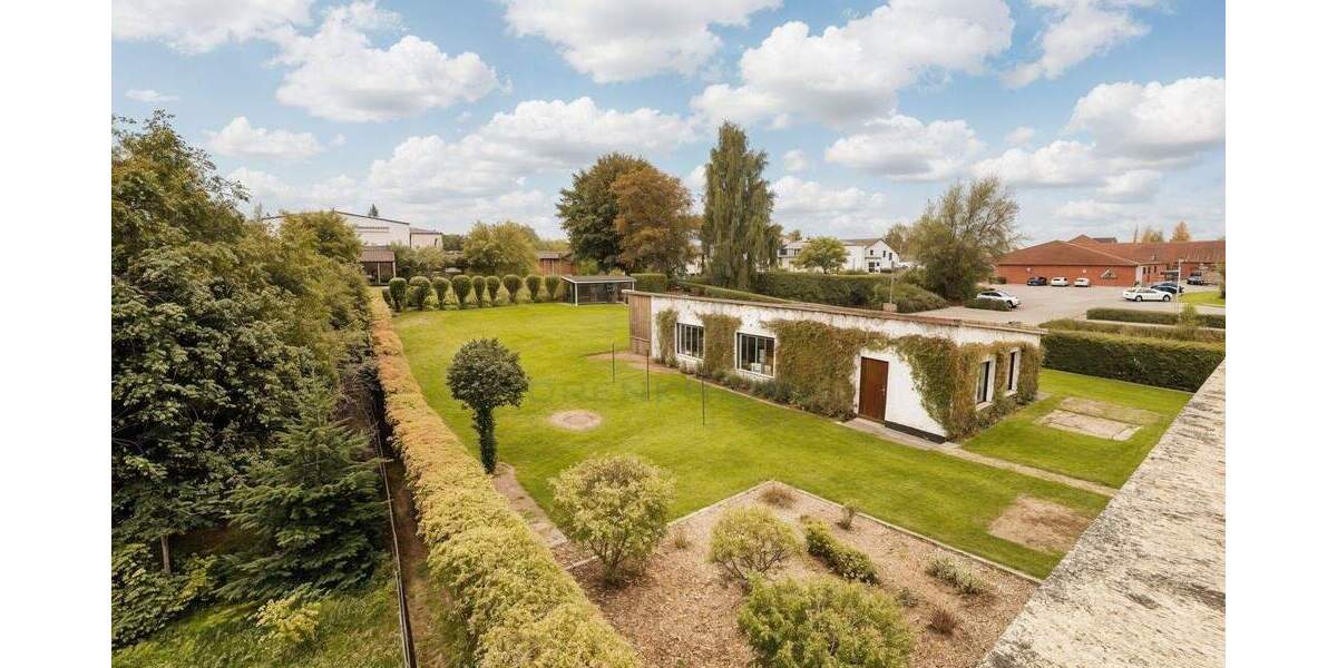 Einfamilienhaus Satow - 7 Zimmer, 288 m&sup2;, 490.000&euro; | Angebot:24132517