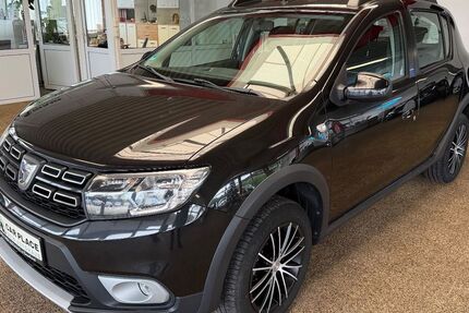 Dacia Sandero 42.100 km 9.599 &euro; Elmenhorst 18107