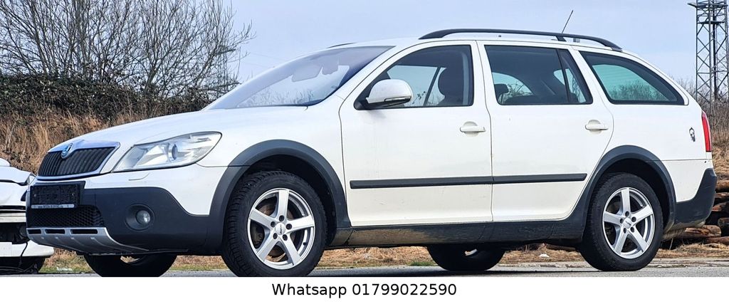 Skoda Octavia 384.700 km 3.999 &euro; Rostock 18147