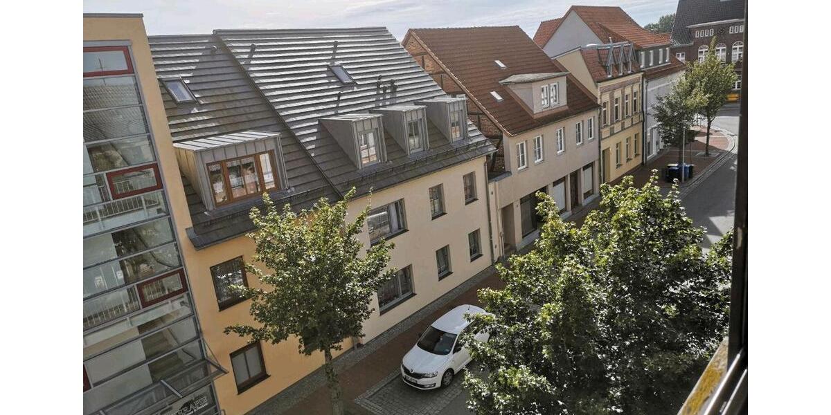 Dachgeschoßwohnung Ribnitz-Damgarten Damgarten - 1 Zimmer, 30 m&sup2;, 300&euro; | Angebot:26032251