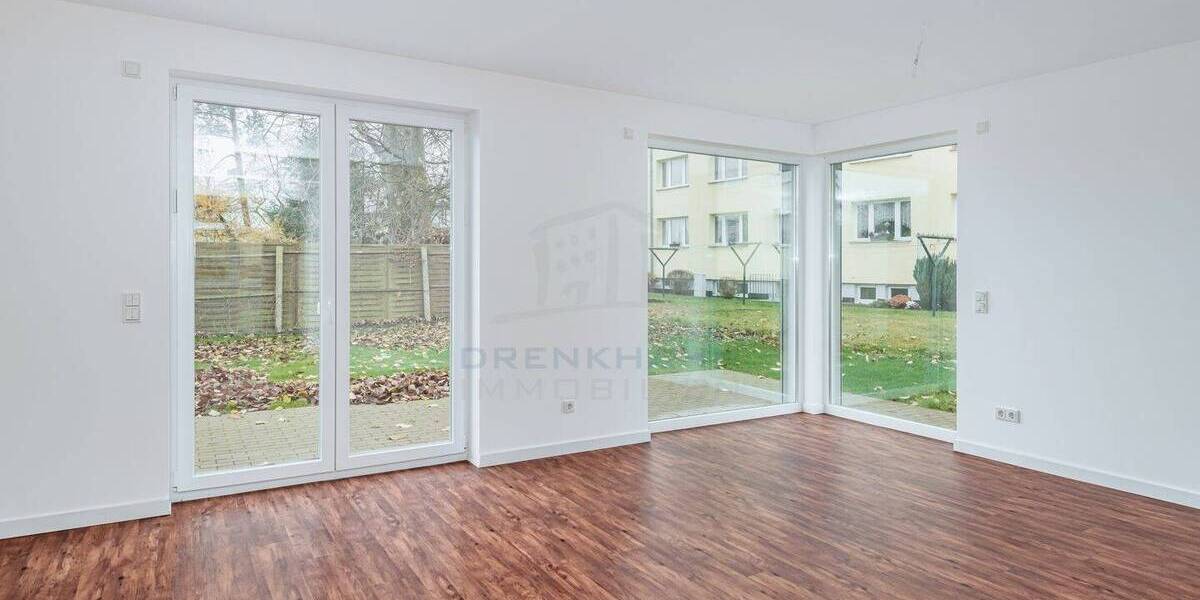 Moderne Doppelhaushälfte mit gehobener Ausstattung in Sanitz, mit Stellplatz - 15 km nach Rostock 4 zimmer