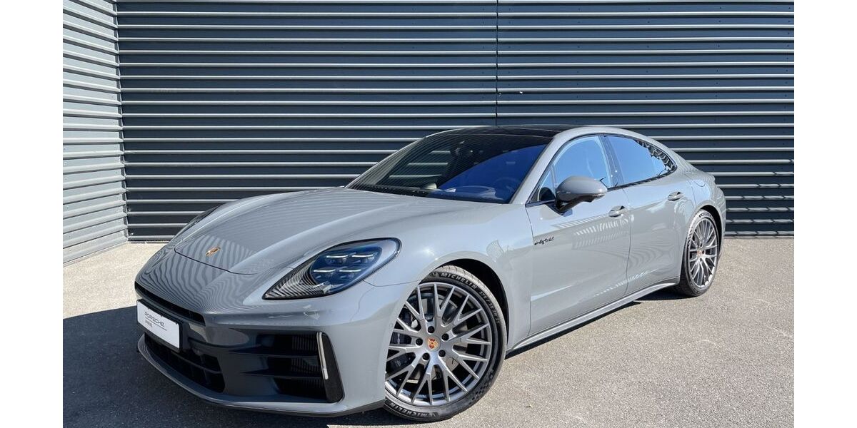 Porsche Panamera 8.990 km 147.750 &euro; Papendorf 18059