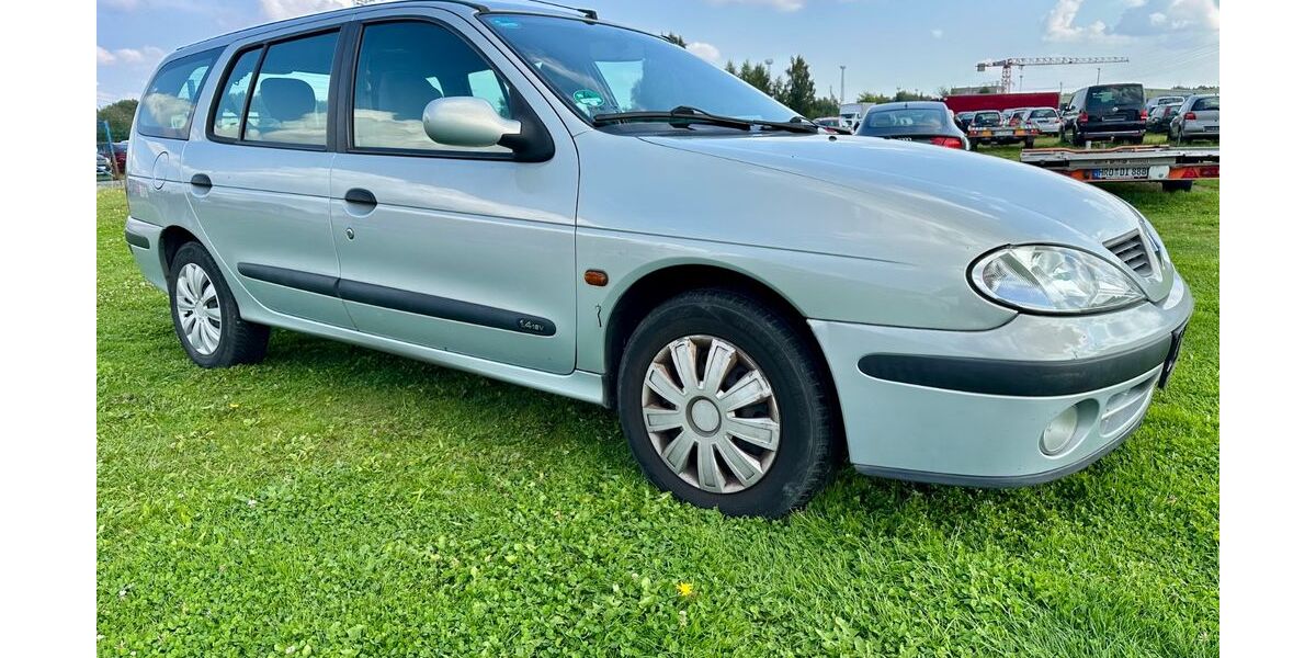 Renault Megane 190.767 km 900 &euro; Rostock 18147