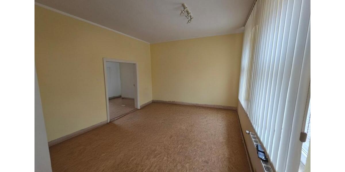 Etagenwohnung Laage - 6 Zimmer, 100 m&sup2;, 1.690&euro; | Angebot:26636289