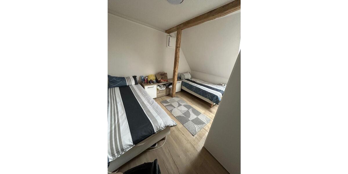Dachgeschoßwohnung Bützow - 3 Zimmer, 59 m&sup2;, 22&euro; | Angebot:26165213