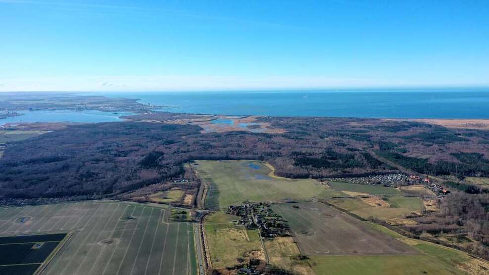 Grundstück zu verkaufen in Rövershagen 600.000 € 2591 m²