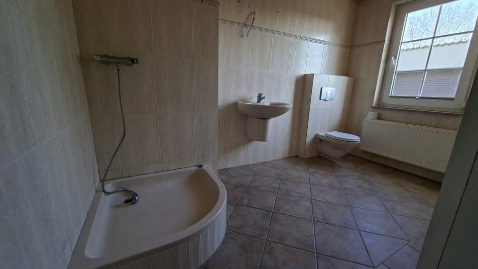 Doppelhaushälfte Sanitz - 6 Zimmer, 168 m&sup2;, 219.000&euro; | Angebot:25168576