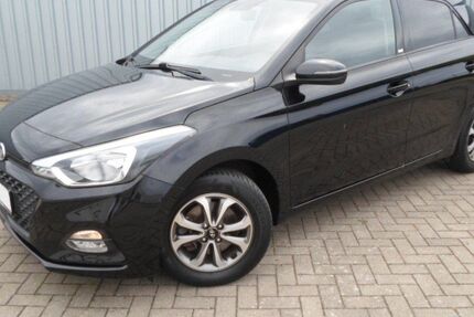 Hyundai i20 35.768 km 11.490 &euro; Ribnitz-Damgarten 18311