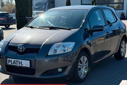 Toyota Auris 141.427 km 6.990 &euro; Rostock-Warnemünde 18119