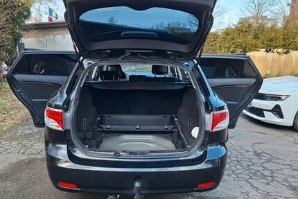 Toyota Avensis 245.000 km 6.850 &euro; Rostock 18119