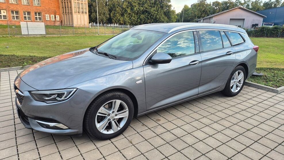 Opel Insignia 72.500 km 16.250 € Rostock 18059