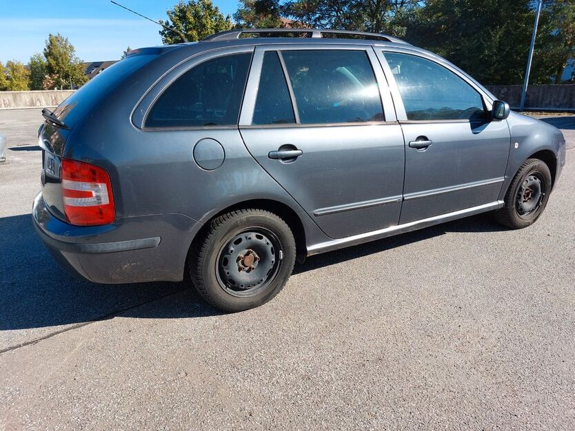 Skoda Fabia 212.009 km 1.000 € Rostock 18069